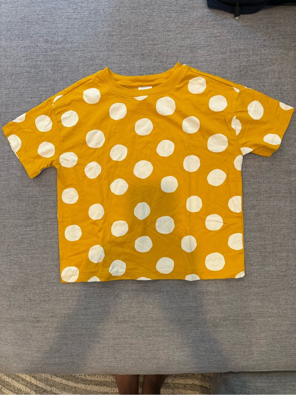 Hanna Andersson Yellow Tee with White Polka Dots Girls 6-7 EU 120
